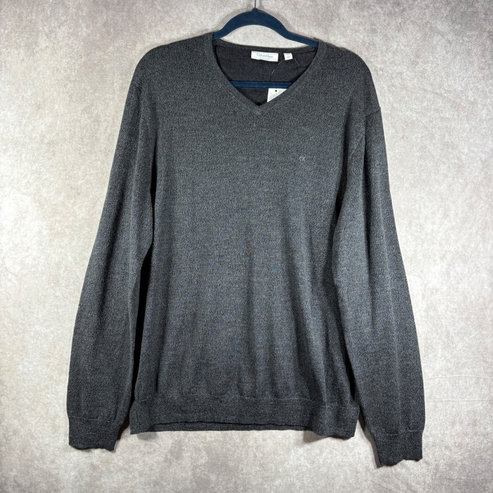 Calvin Klein Sweater Mens Size XL Gray Heathered Italian Merino Wool V-Neck NEW